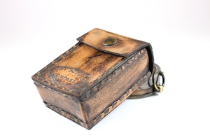 Brújula de latón con acabado antiguo para niños, brújula interior con Funda de cuero - Product Image 6