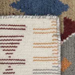 Tapis de sol indien en laine pour femmes, tapis personnalisés de style marocain, couvre-sol en laine avec nouage à la main - Product Image 2