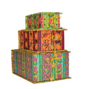 Cajas de embalaje de regalo pequeñas de papel Kraft hechas a mano para bodas - Product Image 1