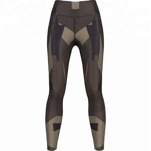 Chocolate <b>Camo</b> Printed <b>Women's</b> Yoga <b>Leggings</b> Tights Custom Logo Digital Print Breathable Quick Dry Polyester Spandex for Running - Product Image 2