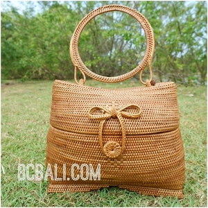 <b>Tote</b> Handbags Unique Design and Shape Original Classic Style Natural Rattan Handwoven Bali <b>Beach</b> <b>Bag</b> Export Quality - Product Image 2