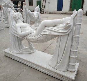 Sculpté à la main en marbre blanc et jaune belle au bois dormant sculpture à vendre
