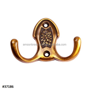 Decorative <b>Coat</b> <b>Hook</b> Bathroom Accessories Traditional Brass <b>Hook</b> Highest Quality Metal <b>Coat</b> <b>Hook</b> Luxury Design - Product Image 4