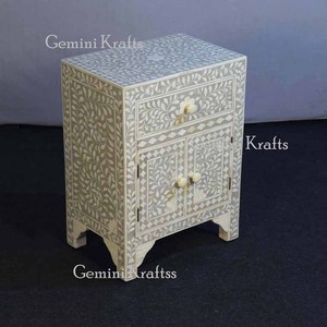 Muebles de dormitorio con incrustaciones de hueso de estilo indio-Mesita de noche única para uso doméstico con mesita de noche - Product Image 1