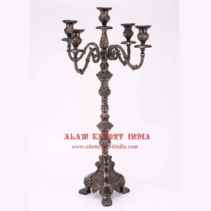 Candelabro de 5 brazos para iglesia barroca de aluminio y Metal, candelabro con acabado antiguo para centros de mesa de boda - Product Image 1
