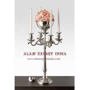 Nuevo Centro de Mesa Navideño con Candelabro y Florero Metálico, Decoración Hecha a Mano y Duradera para el Hogar, Oficina o Fiestas - Product Image 6