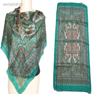 ผ้าพันคอผ้าไหมสี่เหลี่ยมพิมพ์ลาย Paisley อินเดีย