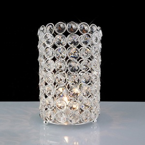 Décoration de table en métal léger en forme de T rond perlé de diamant fait à la main pour la lanterne de bougie de support votive de noël et de mariage - Product Image 1