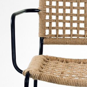 Sillón Lounge de Mimbre de Ratán Contemporáneo Admiral con Patas de Metal Negro, Silla Tejida para Muebles de Sala de Estar - Product Image 4