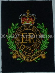 Proveedor Requisito personalizado Logo Ropa Hierro en parches Sombreros bordados hechos a mano Insignias - Product Image 4