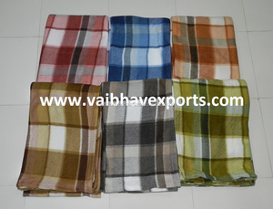 Vaibhav ผ้าห่มผ้าฟลีซโพลีเอสเตอร์สวมใส่ได้ดีไซน์เรียบง่ายออกแบบได้ตามต้องการ - Product Image 3