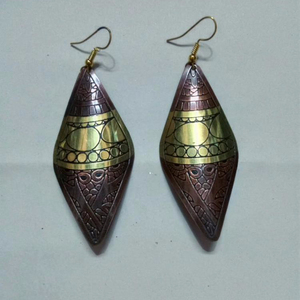 Pendientes de latón hechos a mano al por mayor - Product Image 1