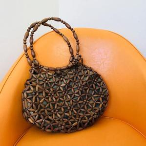 Sac à main vintage avec perles en bois et fermeture à glissière double poignées/sangles - Product Image 1