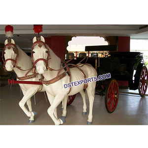 Buggy de caballo negro, Buggy de caballo Vintage de Victoria, estiloso, turismo, fabricantes de vehículos - Product Image 1