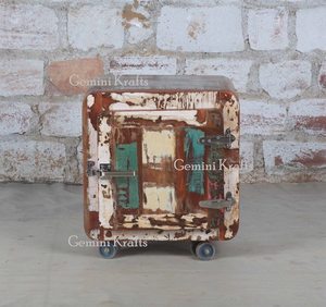 โต๊ะข้างไม้รีไซเคิลอุตสาหกรรม เฟอร์นิเจอร์ไม้ reclaimed จากอินเดีย - Product Image 2