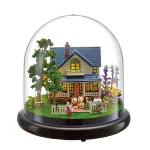 Boîte à musique de boule de cristal de Noël créative personnalisée à prix d'usine pour cadeau de vacances
