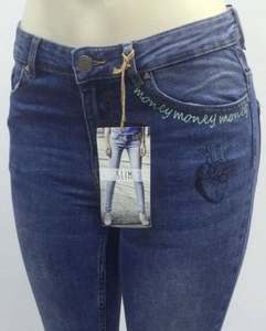 กางเกงยีนส์ขาดทรงสกินนี่สำหรับผู้หญิง แบรนด์แฟชั่นชั้นนำ ขนาด 26-36 นิ้ว สินค้าสำเร็จรูปจากบังกลาเทศ ผลิตภัณฑ์เกินออกรอบ ขนาด 02  ผ่านการซักแล้ว - Product Image 1