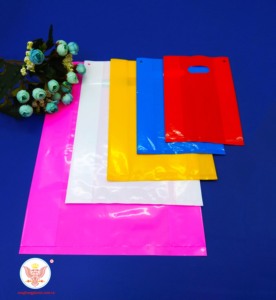 ถุงหูหิ้วแบบมีก้นขยายข้าง LDPE สีและขนาดตามสั่ง พิมพ์กราเวียร์ รีไซเคิลได้ ความหนาตามสั่งสำหรับบรรจุภัณฑ์ - Product Image 2