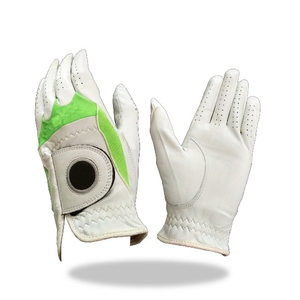 Guante de golf de hombre verde combinado blanco Cabretta cuero suave sensación cómoda logotipo personalizado uso de las manos - Product Image 1