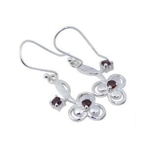 ต่างหูโกเมนเงินสเตอริ่ง925ดีไซน์ใหม่เครื่องประดับเงินแฟชั่นที่สวยงาม - Product Image 1