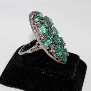 Compra al por mayor de piedras preciosas de esmeralda de múltiples formas naturales y anillo de diamantes en plata de ley sólida 925, joyería hecha a mano para mujer - Product Image 1