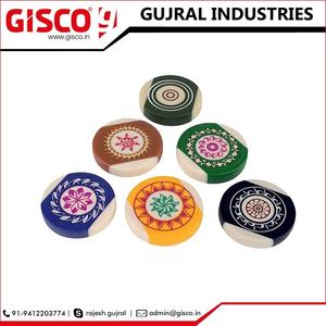 Striker de jeu de carrom en bois avec logo personnalisé pour les amateurs de jeux de société - Product Image 6