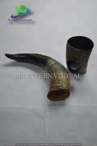 Cuerno Vikingo Antiguo para Beber, Hecho a Mano en India, Material Orgánico de Calidad, Ecológico, Tallado con Estilo Animal, Soporte Elegante Negro - Product Image 5