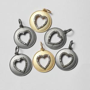 Pendentif rond en argent Sterling 925 avec forme de cœur, breloque en diamant naturel, accessoire de fabrication, prix d'usine, vente en gros - Product Image 1