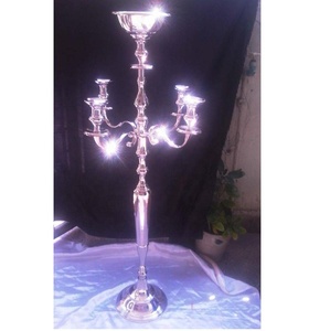 Candelabro Elegante Hecho a Mano con Forma de Flor, Plateado, Personalizable, de Metal y Aluminio, Modelo TVAKM 4726, para Bodas, Fiestas en Casa, Cumpleaños - Product Image 1