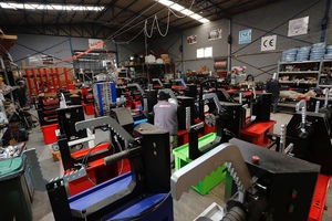 Machine de réparation de roues de 10'' à 34'' avec polissage - Product Image 4