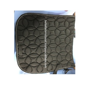 แผ่นรองนั่งผ้าฝ้ายบุขนแกะ - Product Image 3