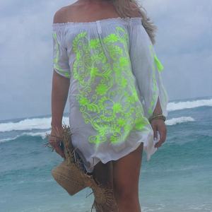 ODM Designer Mini Beach Dress Bordado brillante Fuera del hombro Moda elegante Traje de baño Verano Exclusivo Personalización Precio de fábrica - Product Image 1