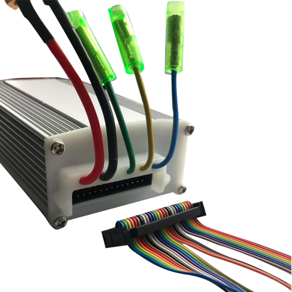 Индивидуальный функциональный бесщеточный контроллер двигателя постоянного тока для совместного использования скутера