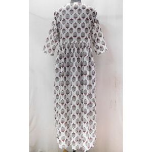 Longue robe florale indien, bloc fait à la main, imprimé floral, pour femmes, tunique fermeture, top kurtis, tenue de plage, chemisiers artisanaux naturels - Product Image 2
