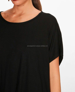 Camisetas unisex de estilo a la moda, camisetas extendidas en rojo, negro, azul y blanco - Product Image 1