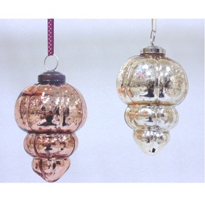 Venta caliente diseño de hojas bolas colgantes de Navidad adornos decorativos para decoración festiva - Product Image 4