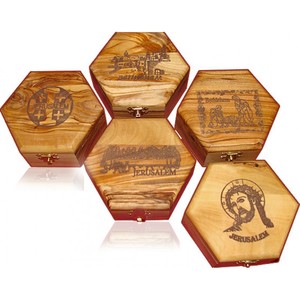 Caja de madera de oliva con grabado láser, Rosario - Product Image 1