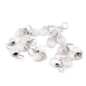 Pierre de lune arc-en-ciel 17 à 19 MM avec pendentif plaqué argent de forme ovale à bélière ouverte - Product Image 4