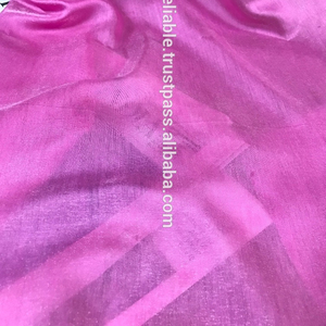 ผ้าคลุมฮิญาบวิสโคส 100% แบบมีประกายเงา สีพื้น สไตล์ยุโรป ขนาดกลาง ผ้าคลุมไหล่แบบเรียบ สำหรับผู้หญิง สวมใส่ได้ทุกวัน ฤดูใบไม้ผลิ ฤดูหนาว รับทำโลโก้ตามสั่ง สำหรับชาวมุสลิม - Product Image 3