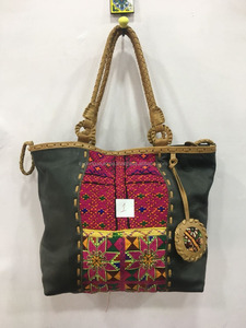 Sac à épaule en cuir PU pour femmes, sacoche à franges, sac brodé, vente en gros, 2018 - Product Image 4