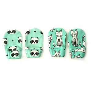 Optimum Quality Knitted Mittens Available at Attractive Rate - Product Image 1