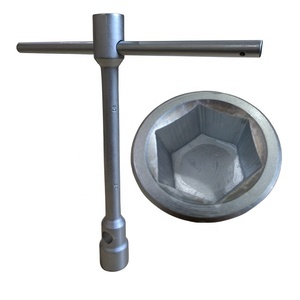Llave de rueda de acero al carbono multifuncional de alta calidad, logotipo personalizado, tamaños aceptados, soporte OEM - Product Image 1
