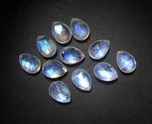 3x5mm Natural Rainbow Moonstone Loose Pear Faceted Gemstone AAA Quality IGI Certified Heat Treated Bulk Wholesale Wholesale - Product Image 2
