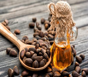 Hydratant et éclaircissant pour les pieds à base de plantes végétales à l'huile de cèdre naturelle Fabriqué par des ingrédients végétaliens - Product Image 2