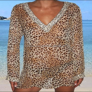 blusa bordada, blusa con cuentas, blusa metálica, blusa con estampado metalizado, blusa kantha, blusa phulkari, blusa zardozi - Product Image 3