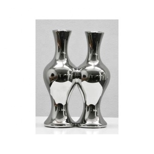 Vase à fleurs antique de luxe moderne pour la décoration de la maison et du mariage Vase de table en métal de style européen - Product Image 3