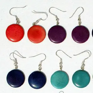 Tagua Nut ต่างหูกลมสีแกะสลักเครื่องประดับแฟชั่นแฮนด์เมดขายส่ง