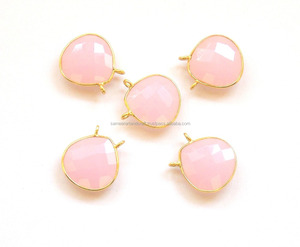 Hermosa Calcedonia Rosa piedra preciosa natural 18K chapado en oro hecho a mano forma de corazón facetado bisel conector para la fabricación de joyas - Product Image 1