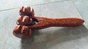 Tabouret de massage dorsal en bois de coco / Outils de massage en noix de coco (0084587176063) - Product Image 5