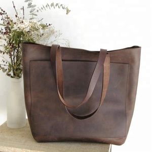 Más oscuro, bolso de cuero marrón bolsa con gran bolsillo exterior hecho a mano AV-0031 - Product Image 1